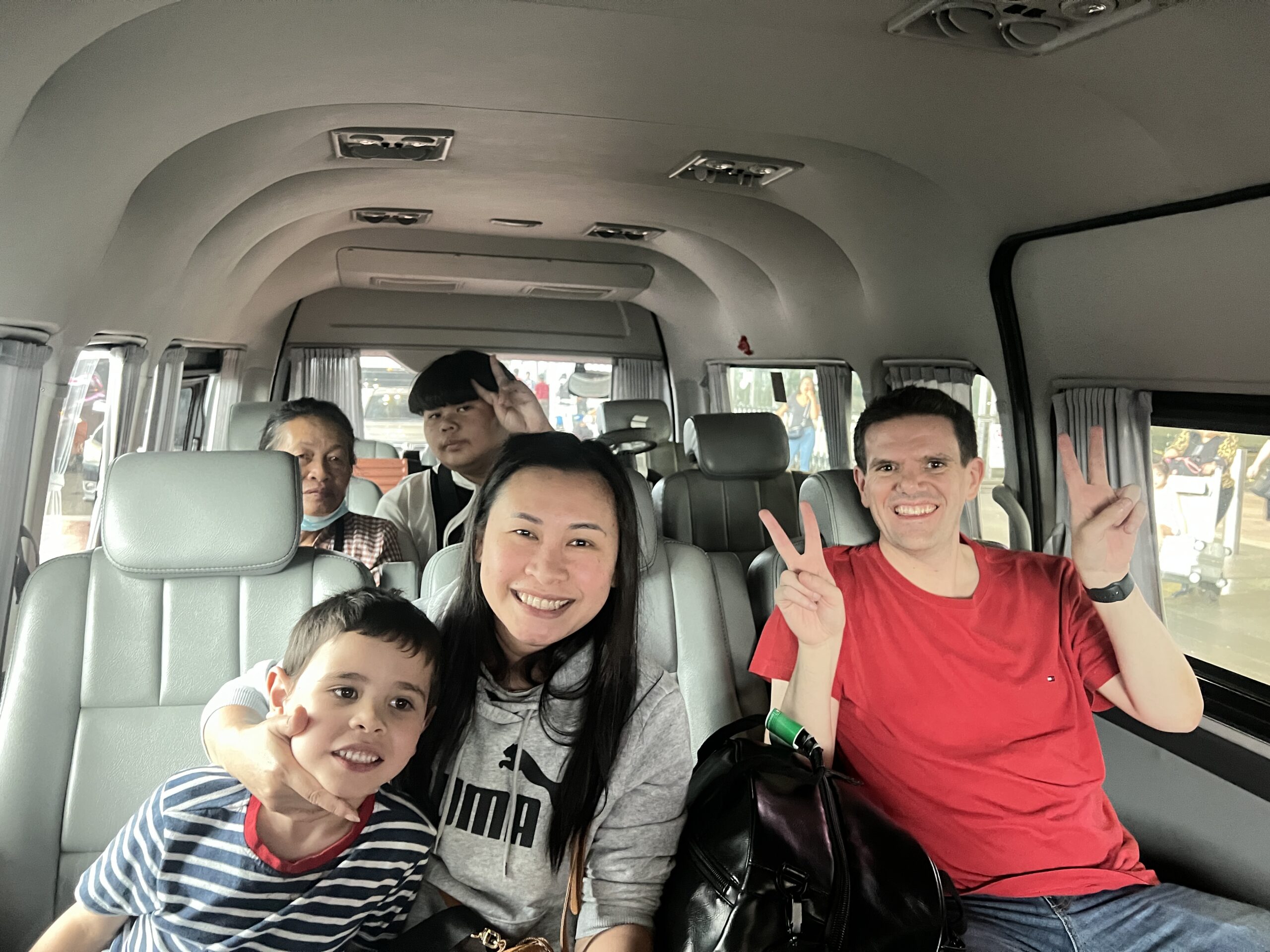 PATTAYA TAXI,AIRPORT, BKK, BANGKOK, HUN HIN, CHA-UM, KHAO YAI